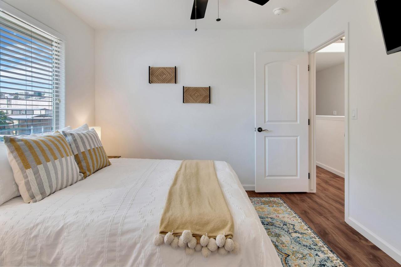 Вилла Downtown Paso: Sip N Sleepz 3 Bed/2.5 Bath Пасо Роблс Экстерьер фото